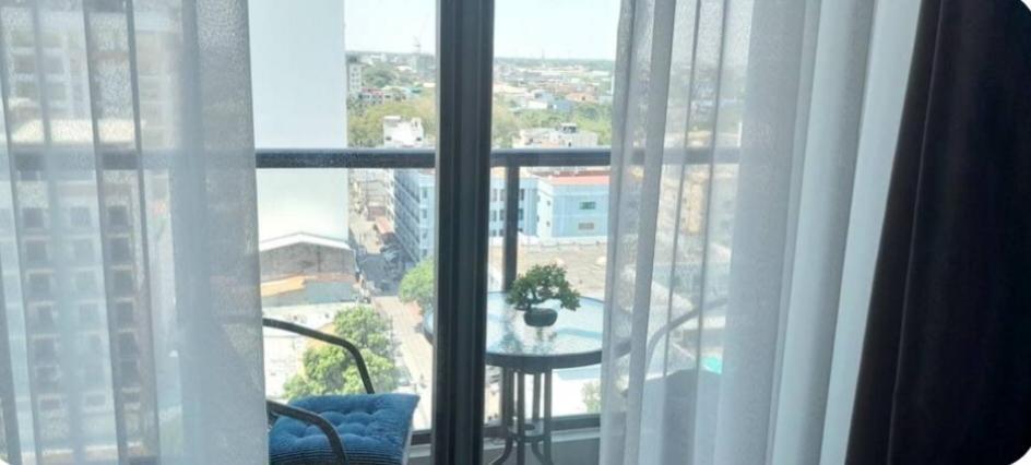 One Euphoria Prime Suite Hotel Angeles Zewnętrze zdjęcie