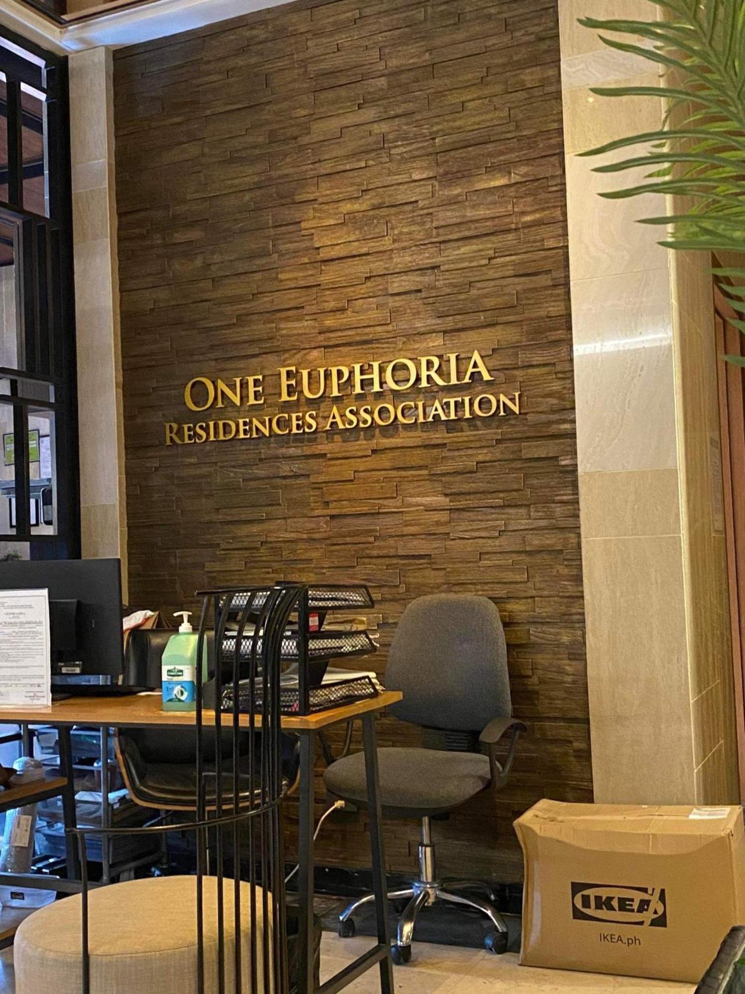 One Euphoria Prime Suite Hotel Angeles Zewnętrze zdjęcie